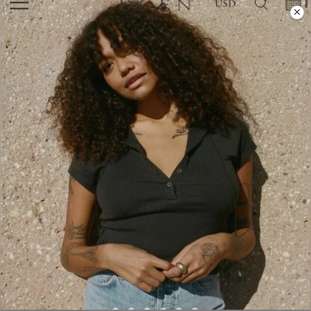 Doen Brie Pointelle Tee